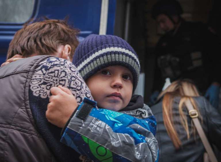 Еще один эвакуационный поезд из Донецкой области приедет на Ривненщину