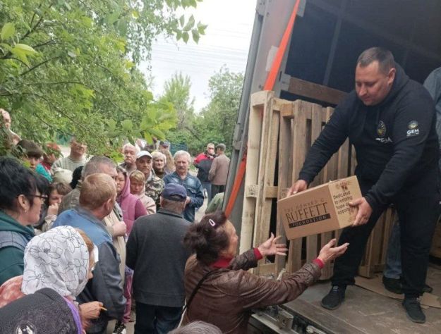 Громадам Донеччини передали понад 400 тонн гуманітарної допомоги