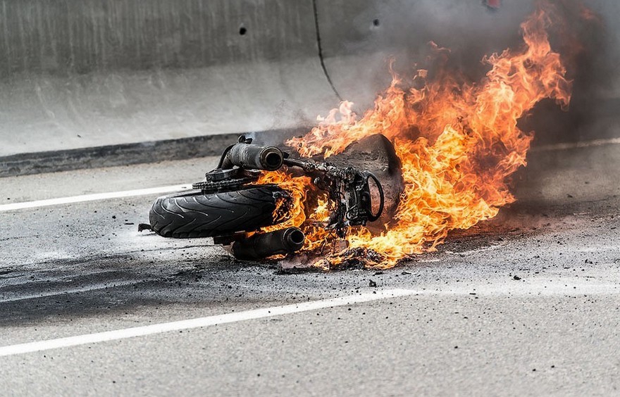 На Луганщине сгорел мотоцикл представителя ОБСЕ 