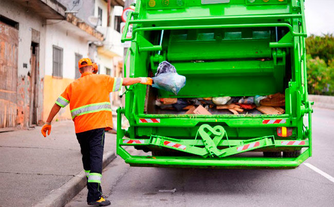 В Лисичанске - проблемы с вывозом мусора