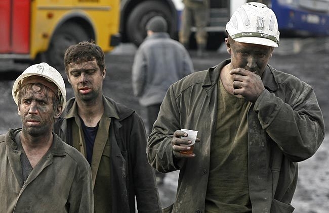 На Донбассе шахтеры вышли на акцию протеста