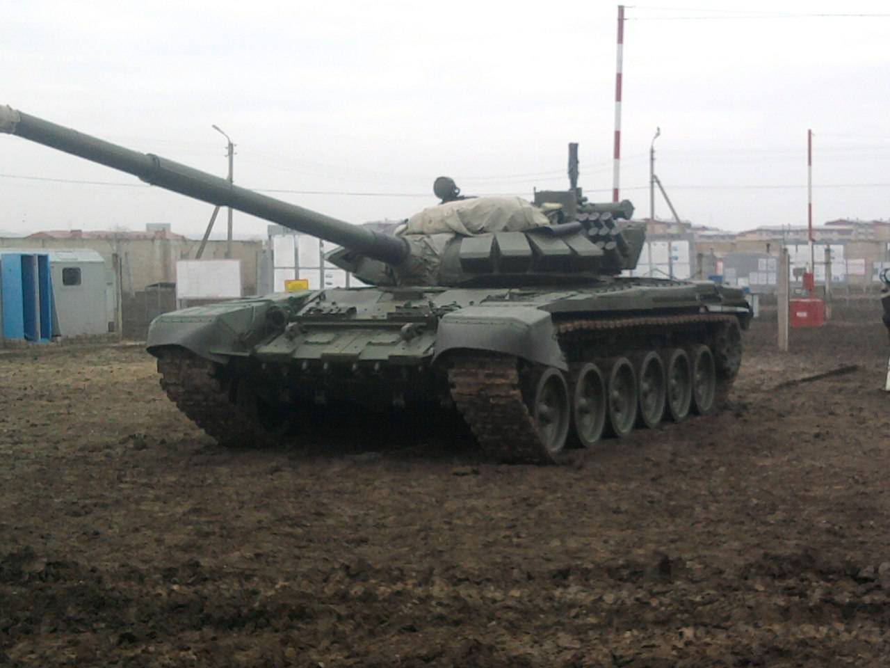 Англичане увидели на Донбассе российские танки