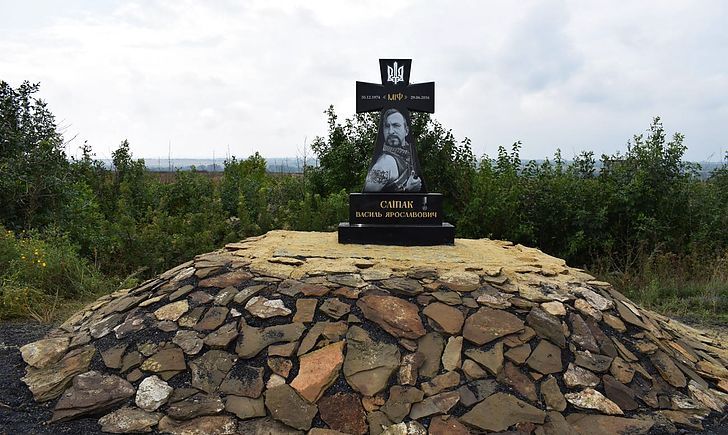 На Донбассе появился мемориал (фото)