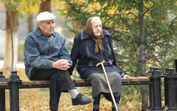 За пенсионерами Донбасса будут следить (видео) 