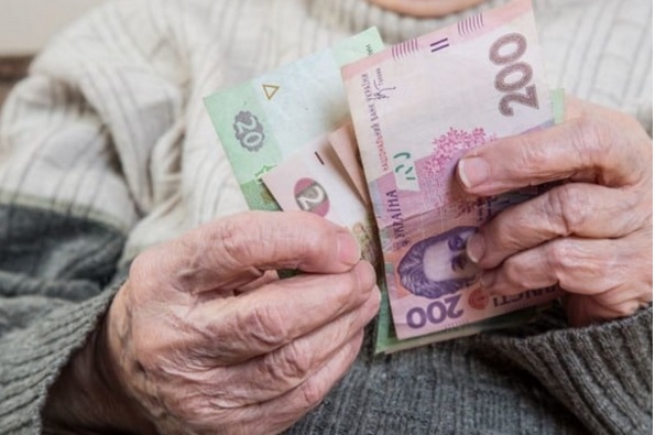 Сколько получают пенсионеры Донбасса