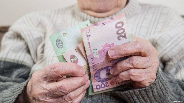 Жителям ОРДЛО могут распределить выплату задолженности по пенсиям на несколько лет