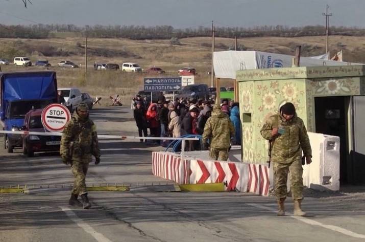 В ООН призвали возобновить пропуск людей через КПВВ на Донбассе 