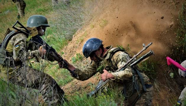 Подробности о подрыве двух бойцов на Донбассе