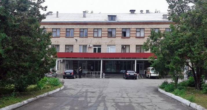 В Луганске и Донецке закрывают больницы, - соцсети