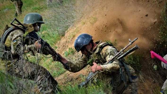 На Донбассе двое военнослужащих подорвались на взрывном устройстве
