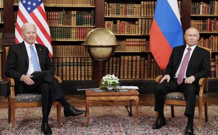 Байден и Путин обсудили Донбасс