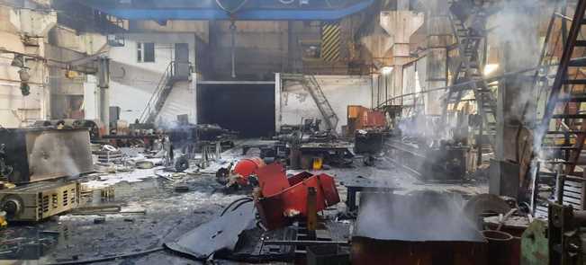 В Донецке горел завод в результате боевых действий