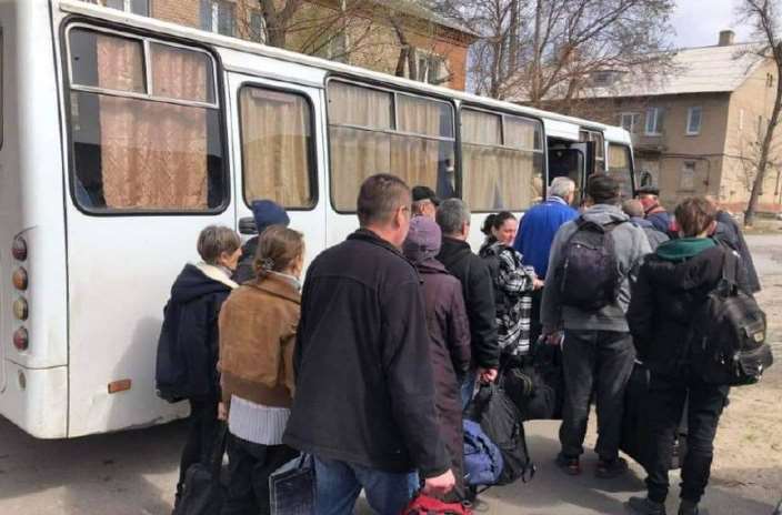 Из Луганщины эвакуировали более 600 человек