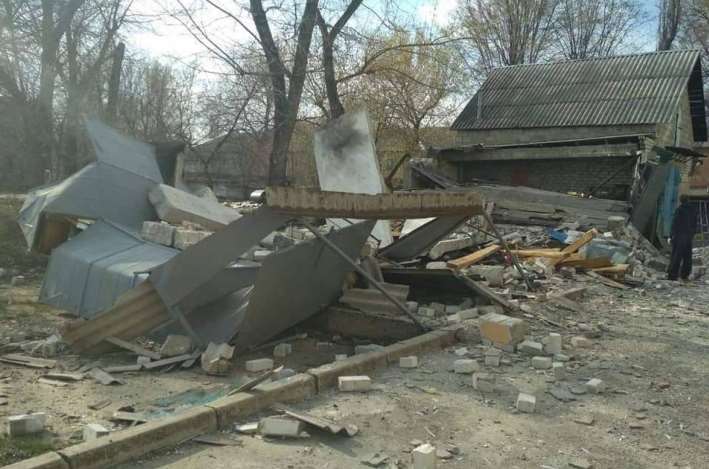 В Рубежном сгорел жилой квартал