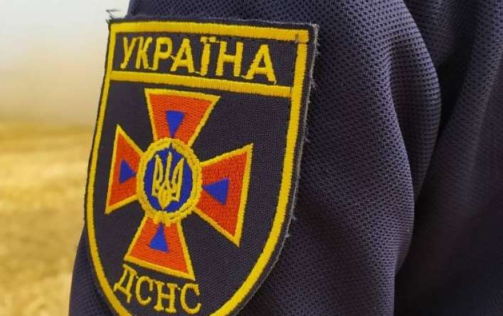 На Луганщине два сотрудника ГСЧС попали под обстрел