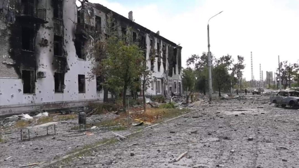 Украинские военные отошли из Лисичанска - Генштаб