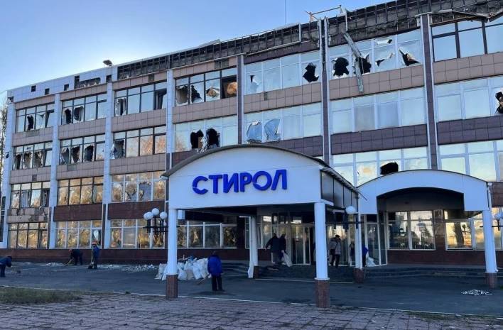 В оккупированной Горловке обстреляли завод "Стирол"