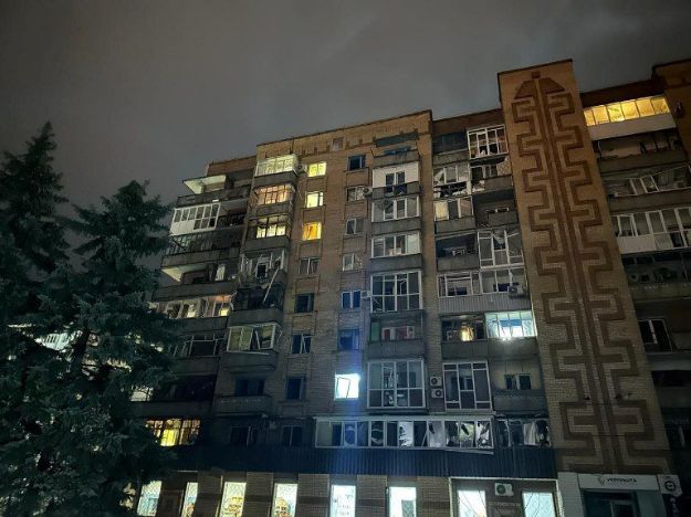 В Краматорске россияне обстреляли жилой квартал и промзону