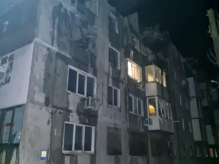 РФ ночью обстреляла Мирноград: двое погибших, 5 раненых