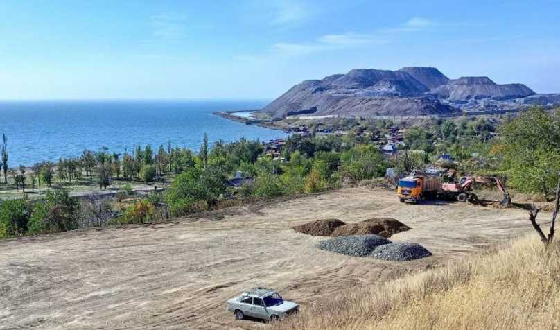 В окупованому Маріуполі росіяни почали будівництво військової бази