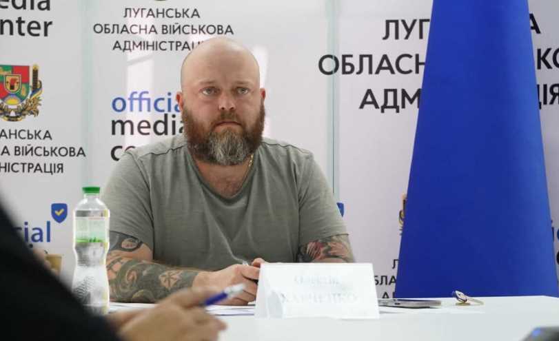 На оккупированной Луганщине "мобильные операторы" угрожают отключить номера жителям