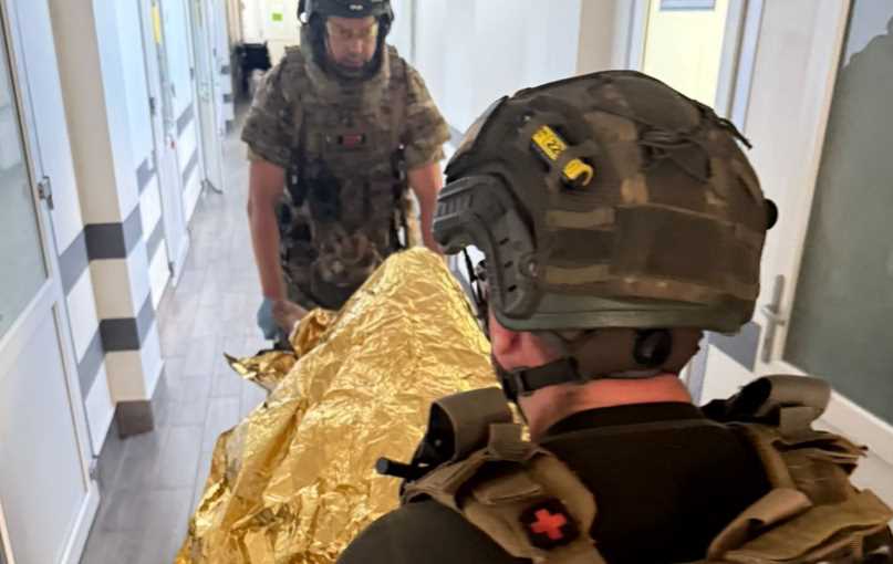 Війська Росії за добу вдарили по кількох містах Донеччини: загинули три людини, ще три – поранені