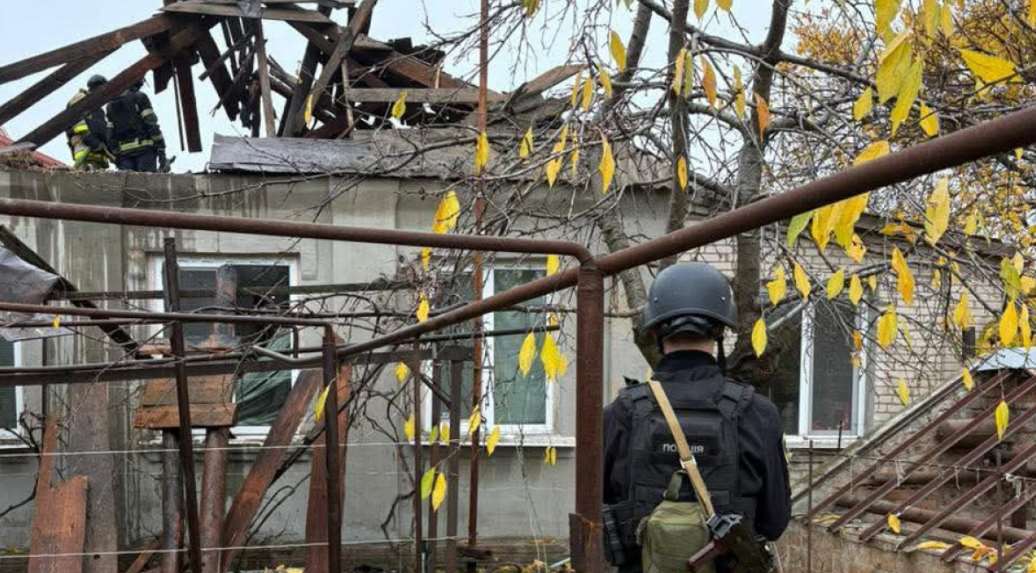 Российский БПЛА атаковал Славянск: в городе поврежден дом