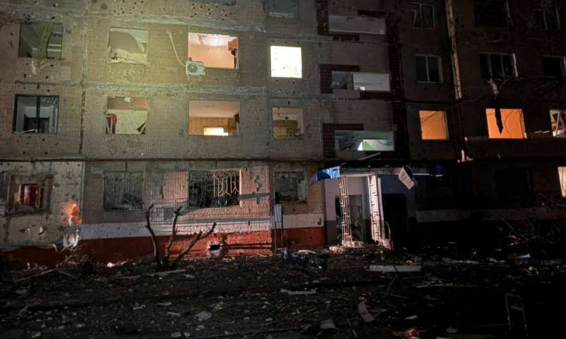 Армия РФ атаковала Краматорск: под удар попали спасатели, повреждены многоэтажки и есть раненые