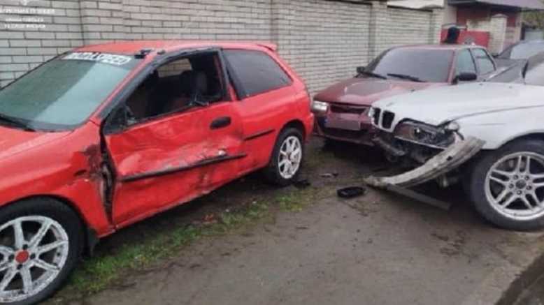 Чотири розбиті автомобілі: водій BMW не врахував швидкість і спровокував ДТП у Краматорську