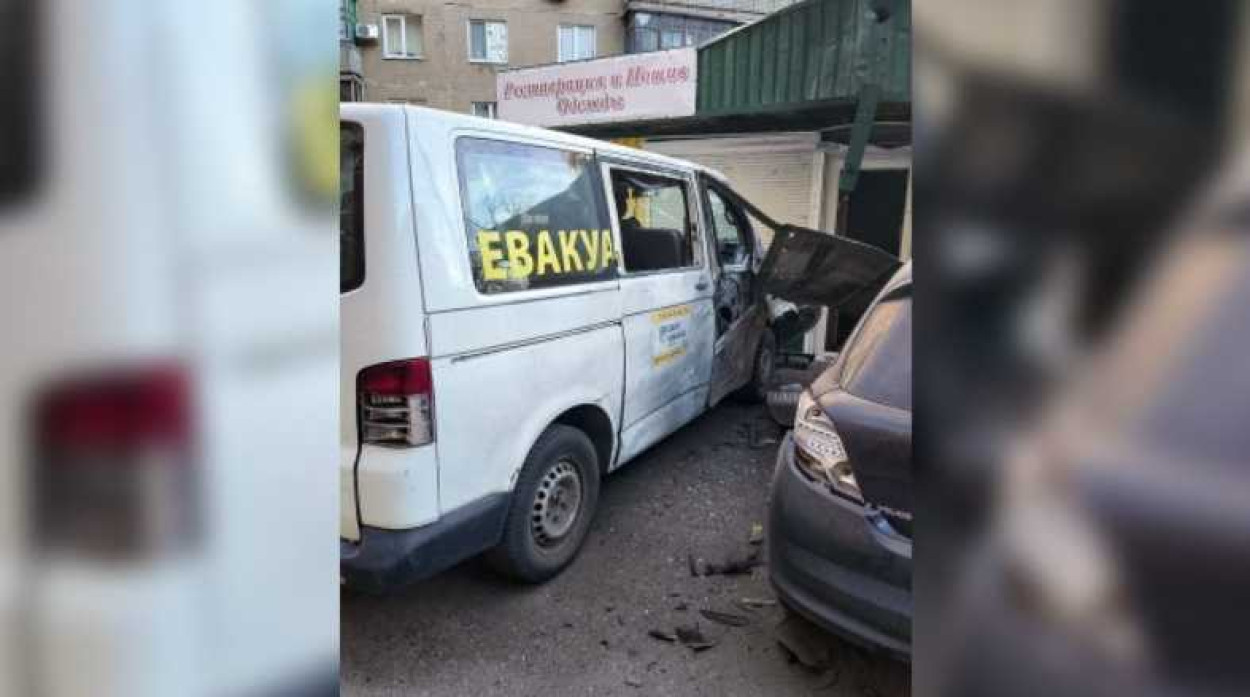 В Краматорске под обстрел попал автомобиль гуманитарной миссии Save Ukraine