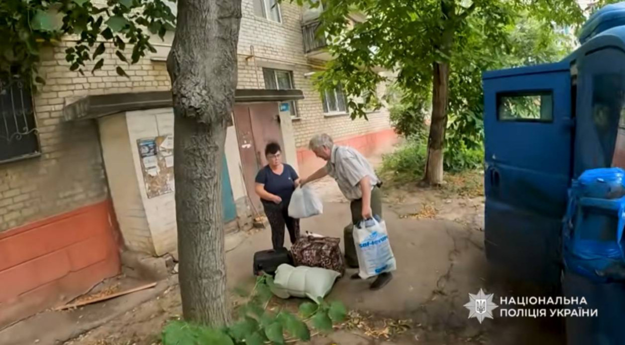Из Дружковки «Белые Ангелы» эвакуировали пожилую супружескую пару