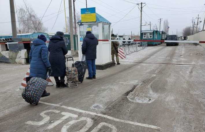 Штрафы за выезд из ОРДЛО через Россию отменили