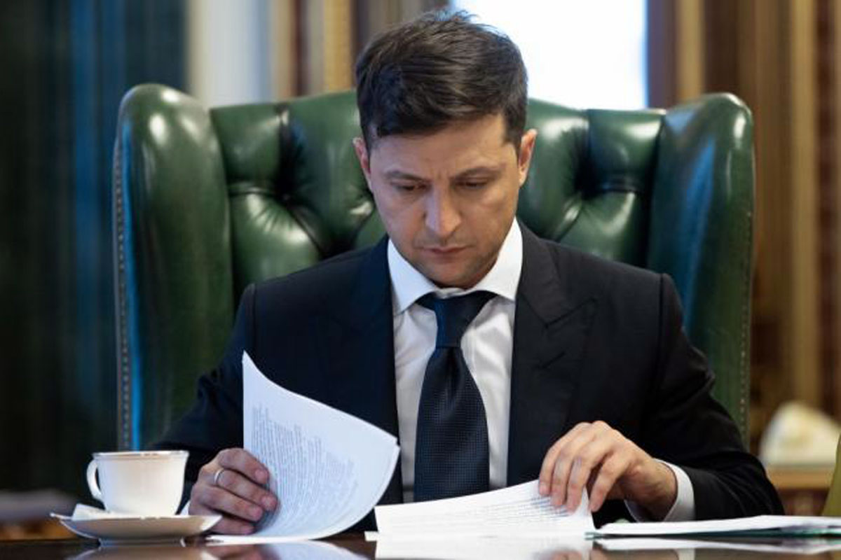 Зеленский рассчитывает выполнить Минские соглашения по Донбассу с помощью реформы децентрализации