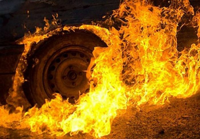 На Луганщине сгорел грузовик (видео)