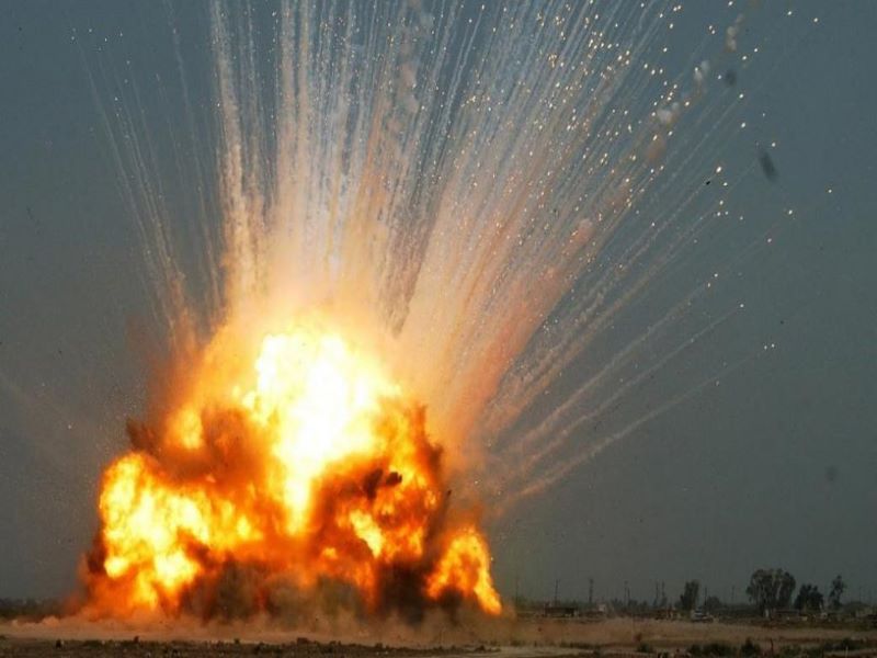 На Донбассе - взрывы